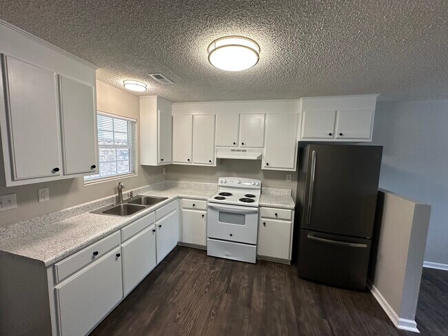 Photo - 208 Sunnyside Dr Unit 208