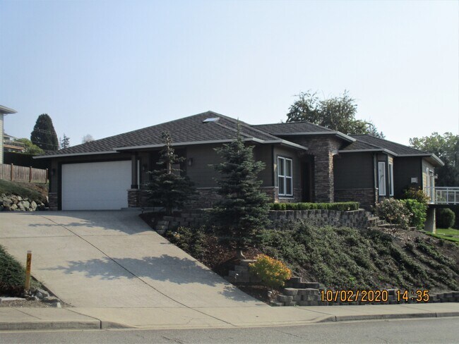 entrada principal - 8719 Nordic Way