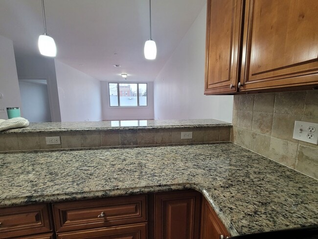 Photo - Solo at Hudson