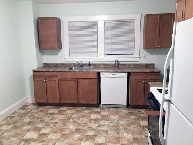 Photo - 30 Hillside St