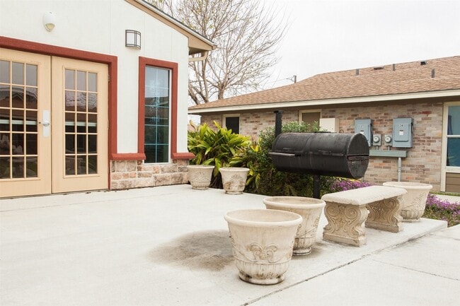 Building Photo - 1801 Bosquez St Unit 50