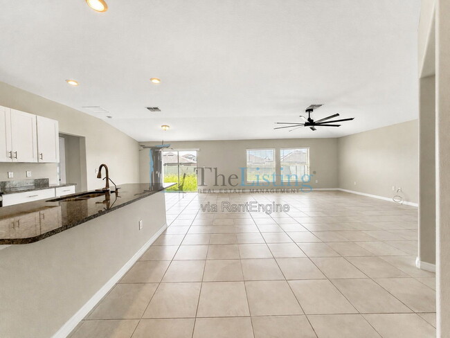 Photo - 3507 N Maryland Ave