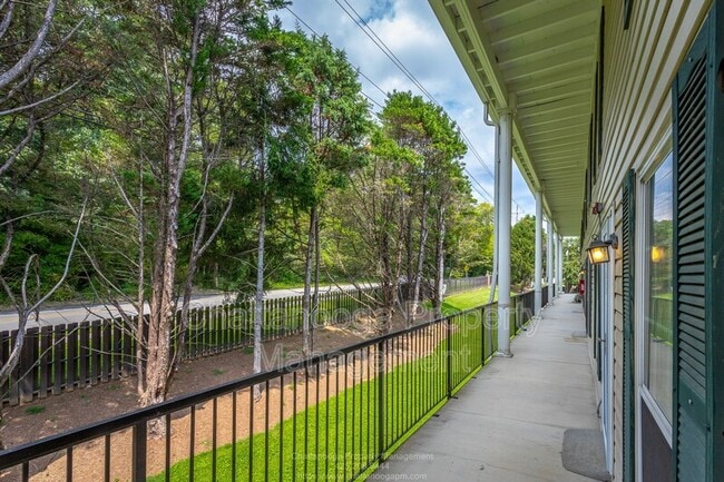 Photo - 900 Mountain Creek Rd Unidad Apt E71