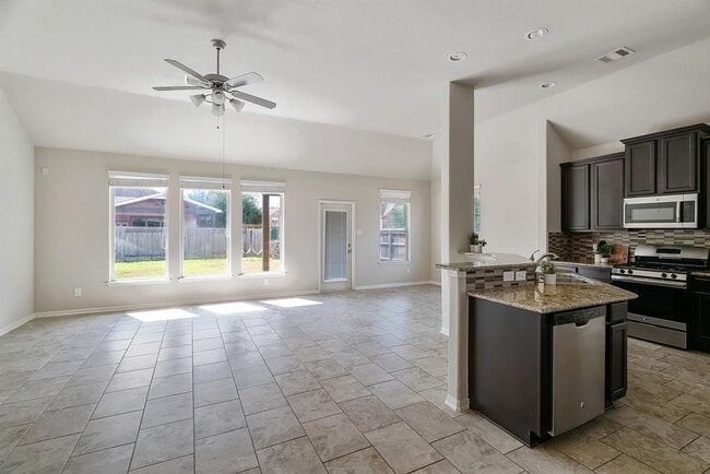 Photo - 18543 Gardens End Ln