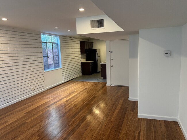 Photo - 1211 Horn Ave Unit 104