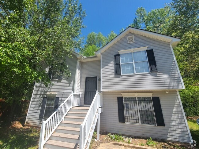 Building Photo - 3 bed 2 bath in Ellenwood Rental