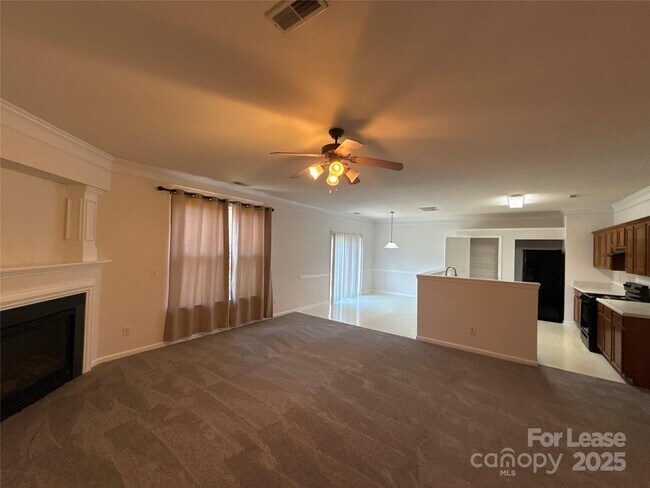 Photo - 2807 Forest Grove Ct