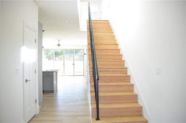 Photo - 406 Conservation Dr