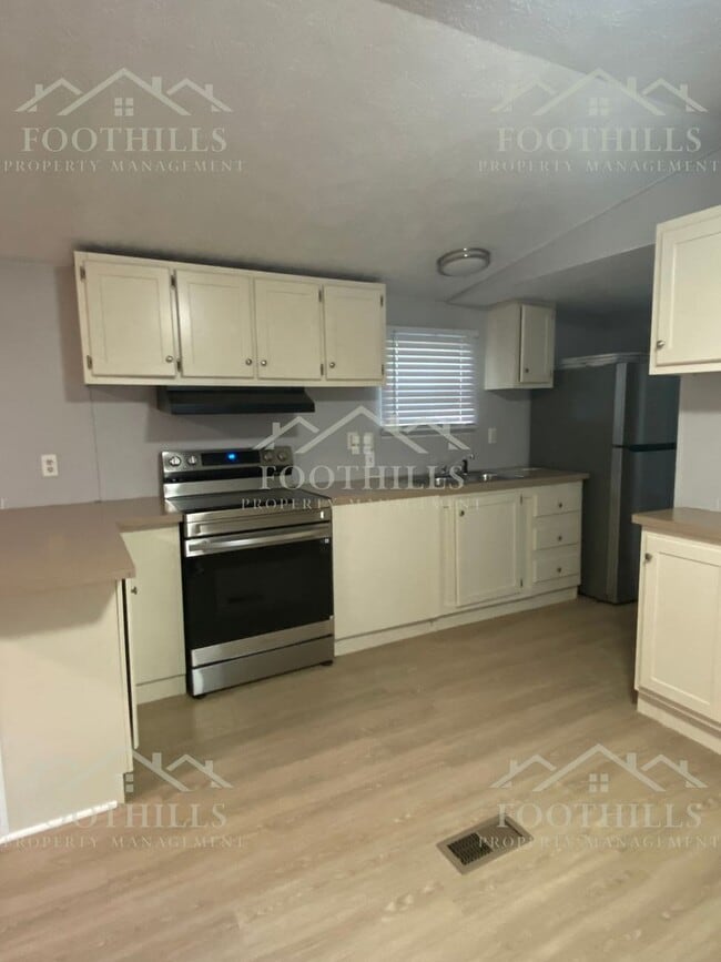 Photo - Spacious 3BR/2BA Home with Appliances Incl...