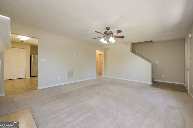 Photo - 2703 Holly Berry Dr