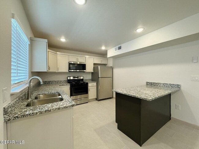 Photo - 6220 Ute Ln