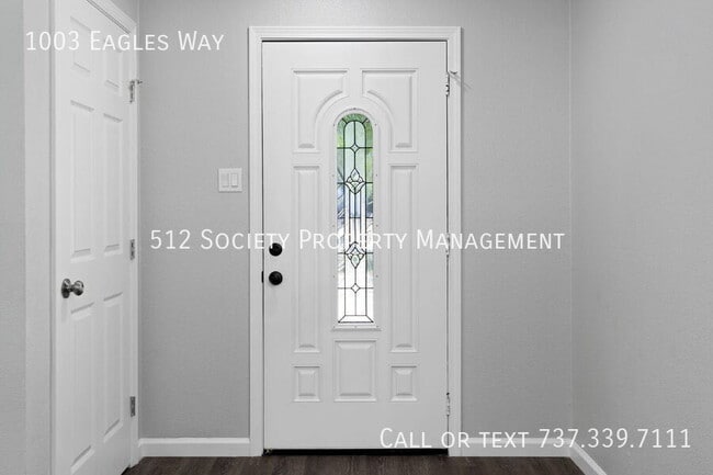 Photo - 1003 Eagles Way