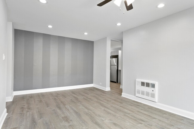 Photo - 7638 N Eastlake Terrace Unidad 2W