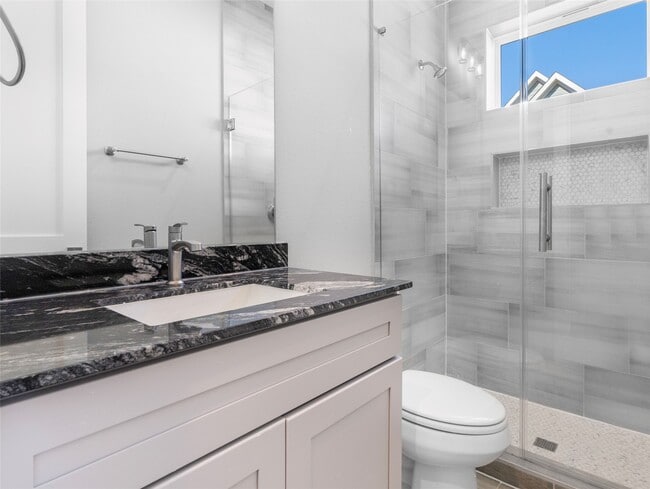 Building Photo - 209 Silverleaf Rd