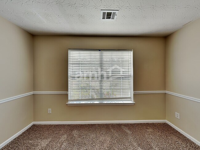 Photo - 1905 Gates Ferry Way