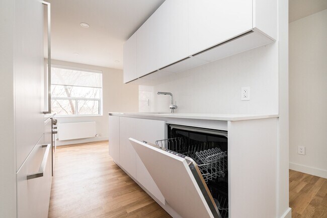 Photo - 56 Eccleston Drive Unit 316