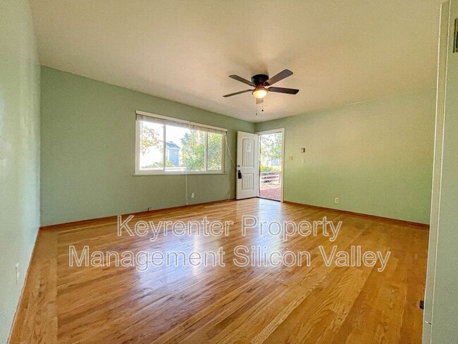 Photo - 2182 East Ave