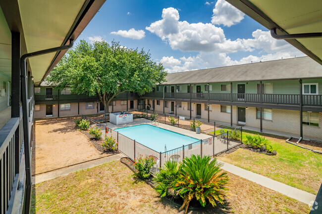 Building Photo - Robinson Manor Apartments