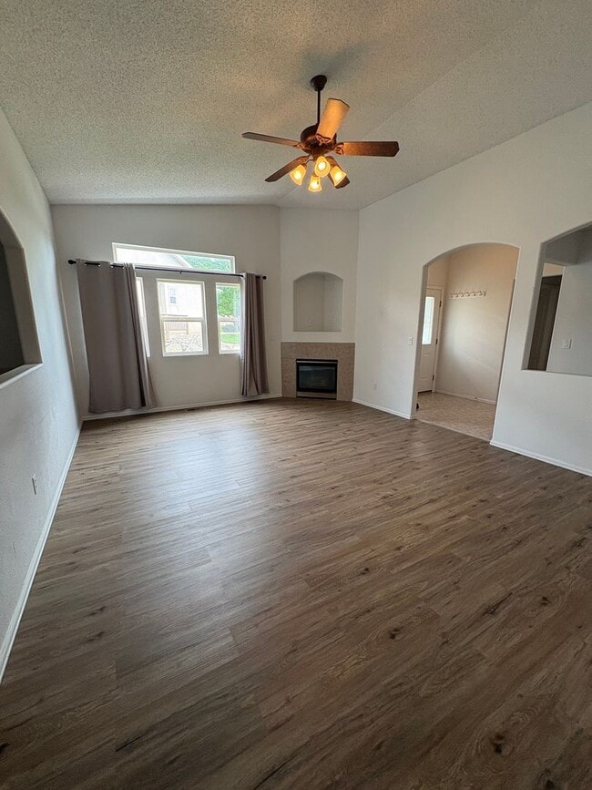Photo - 4 Bedroom 3.5 Bath in Widefield