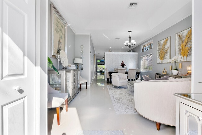 Photo - 5029 Heron Pl