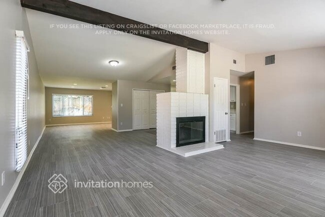 Photo - 22937 Leadwell St