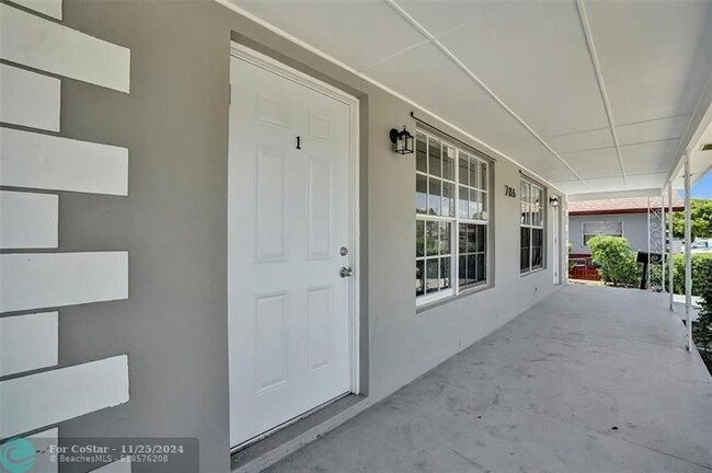 Photo - 706 S F St Apartment Unit 1