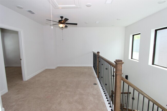 Photo - 1443 Park Path Dr