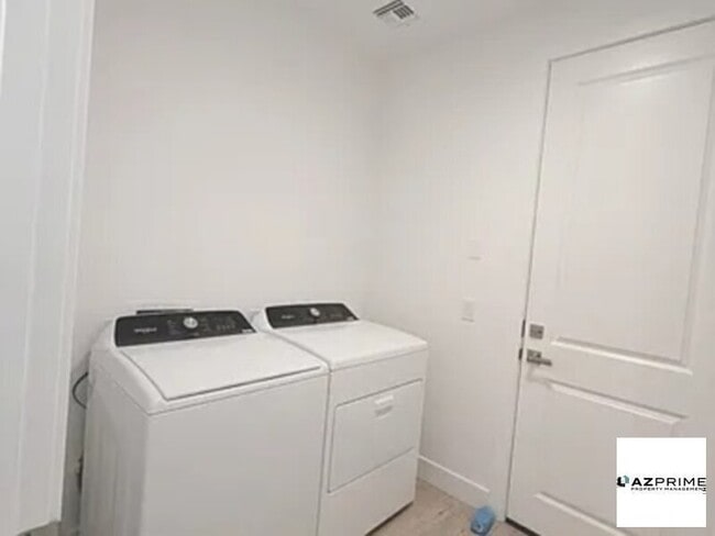 Photo - E Timberline Rd