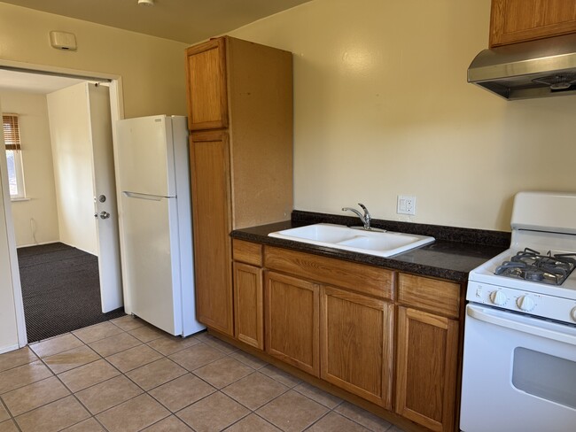 Photo - 5941 Camellia Ave Unit 5941