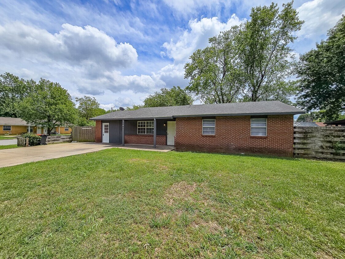 Newly Remodeled 4 bedroom 2 bath home in S... - Newly Remodeled 4 bedroom 2 bath home in S...