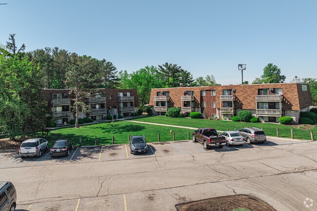 Foxes Lair Apartments