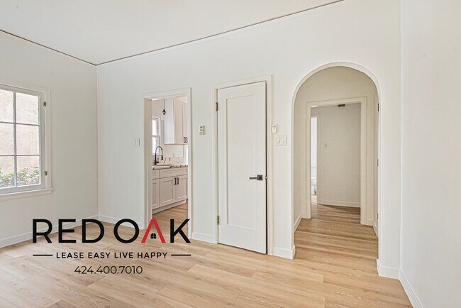 Photo - Charming Studio with Stainless Steel Appli... Unidad 854.5