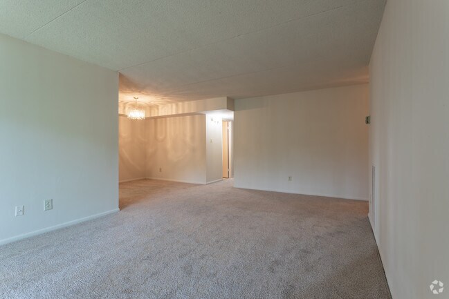 Building 9514 - Apt 202