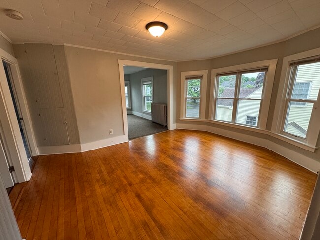 Photo - 53 Wiley St Apartments Unit 2