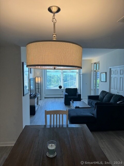 Photo - 235 E River Dr Unidad APT 503