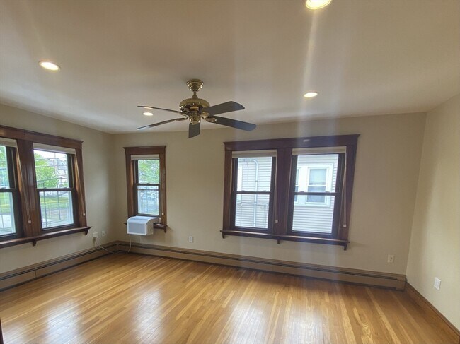 131 Evans St Unit 131