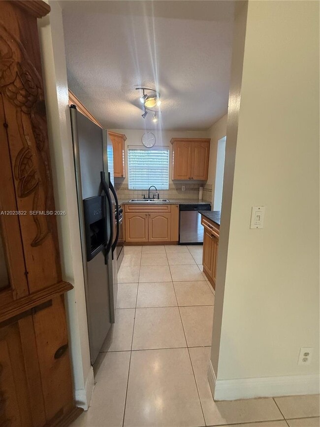 Photo - 5080 SW 64th Ave Unit 104