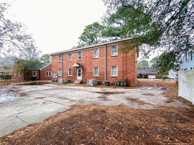 Photo - 210 E 16th St