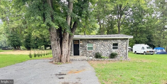 Building Photo - 1298 Queens Hwy Rental
