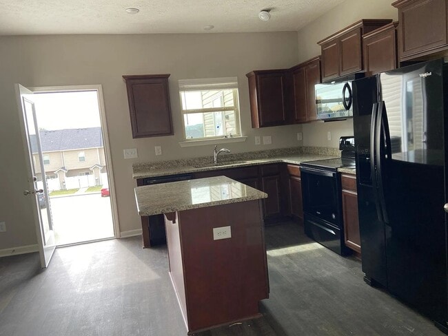 Photo - 4054 Saddlecreek Wy