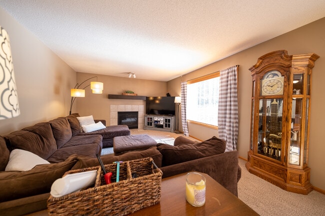 Photo - 17473 Hayes Ave