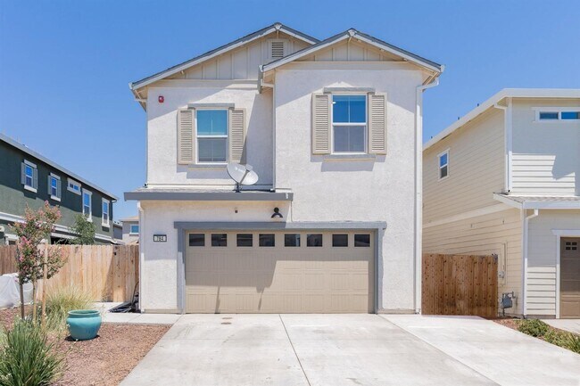 Photo - Newer home in beautiful Winters!