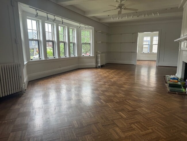 Photo - 775 University Ave Unit 1