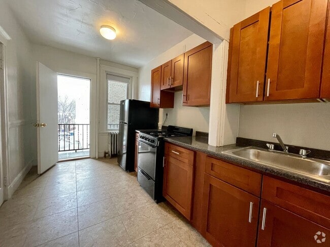 Building Photo - Large 1 bedroom unit with renovated kitche... Rental