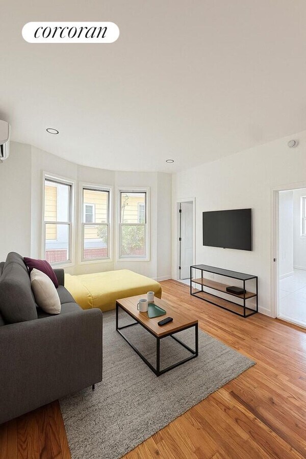 Photo - 14 Vermont Ct