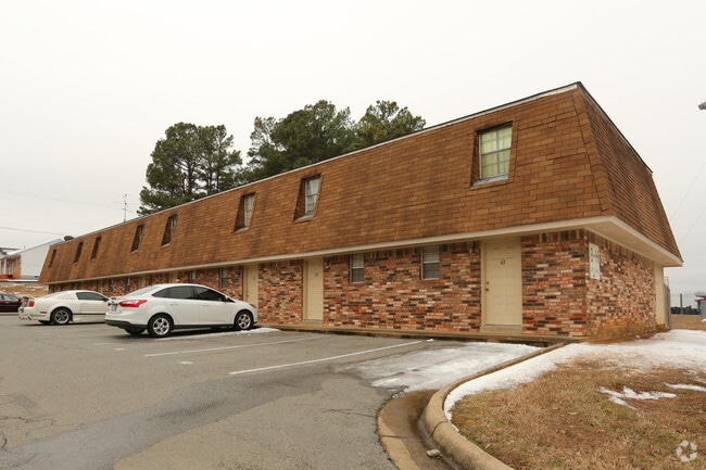 Photo - Crestview Apartments
