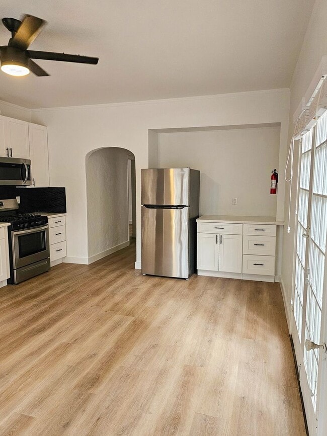 Photo - 6439 Orange Street