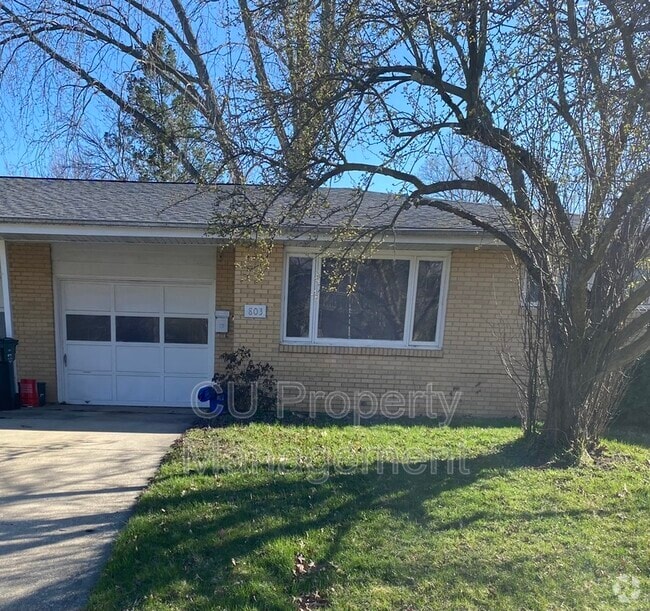 Building Photo - 803 E Harding Dr Rental