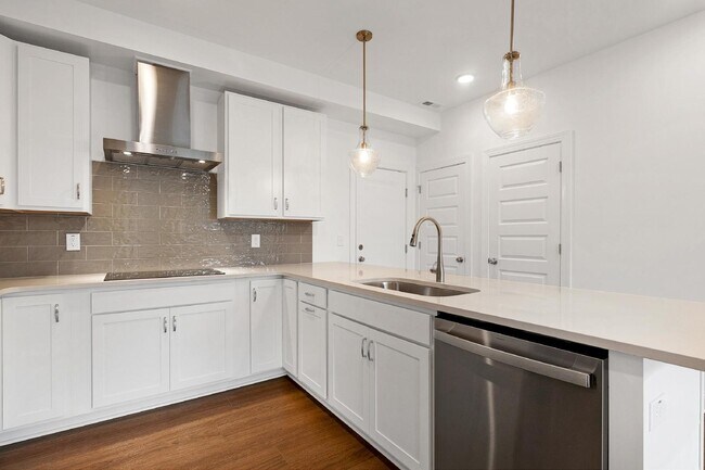 Photo - 1204 S Person St Unidad 101