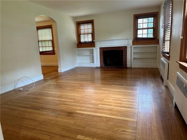 Photo - 16 Frederick Dr